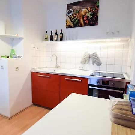 Ferienwohnung Ratisbona Apartamento *