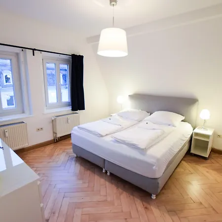 Ferienwohnung Ratisbona *